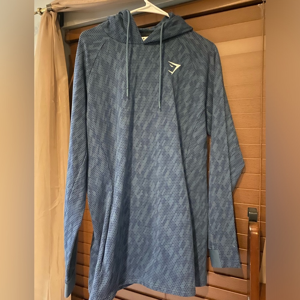 Gym Shark .. Hoodie! Dark blue with details!
